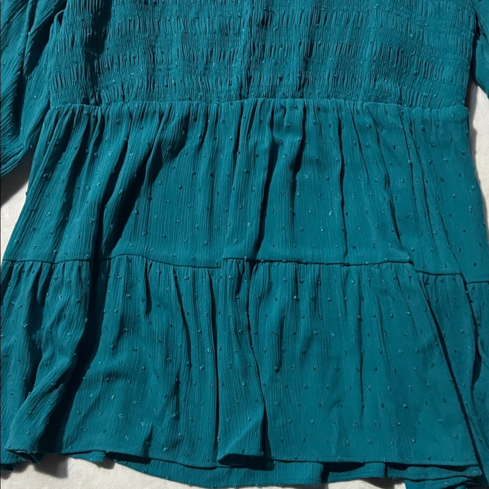 Torrid Crinkle Gauze Smocked 3/4 Blouson Tiered Top milkmaid babydoll ruffle - Picture 8 of 12